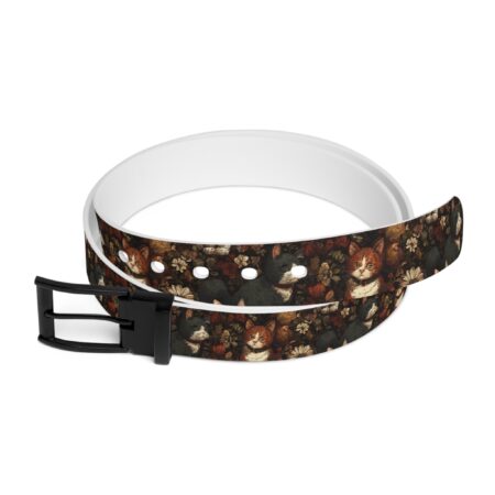 All over print belt featuring a vintage kitten and floral pattern with a black buckle.