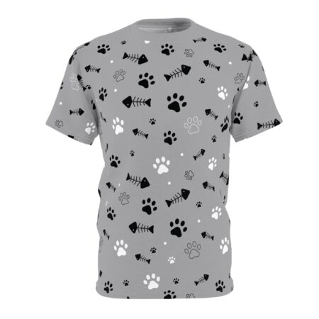 Black and white paw prints and fish skeletons cover this grey t-shirt, with scattered white dots.