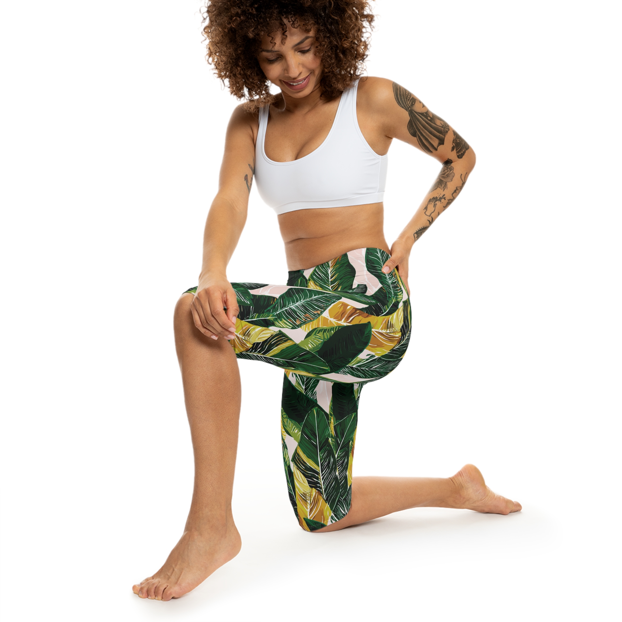 Tropical Leaf Capri Leggings — Green & Gold Botanical Print - Image 5