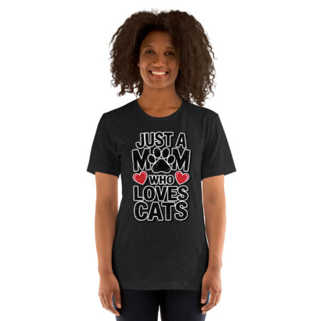 Graphic t-shirt with 'JUST A MOM WHO LOVES CATS' text, a paw print, and two red hearts.