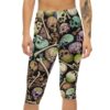 Stretchy Skull Pile Capri Leggings – eye-catching printed capri pants - Detail View 2