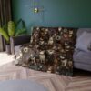 Vintage cat and floral pattern fleece blanket, featuring cats in autumnal colors and floral designs for a cozy home decor.